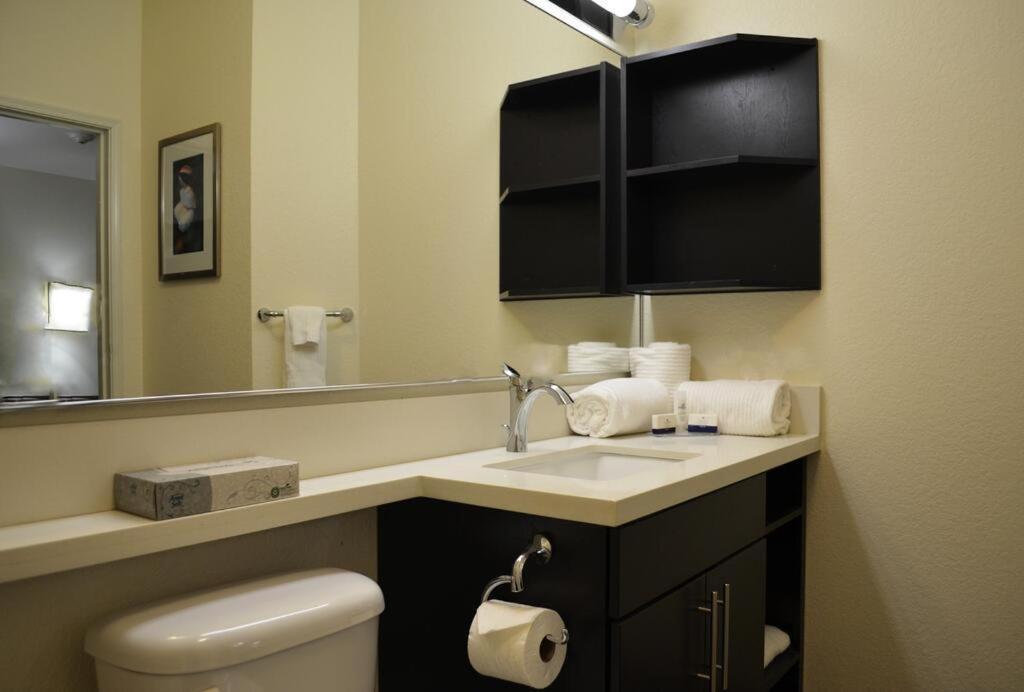 Candlewood Suites Belle Vernon By Ihg Exterior foto